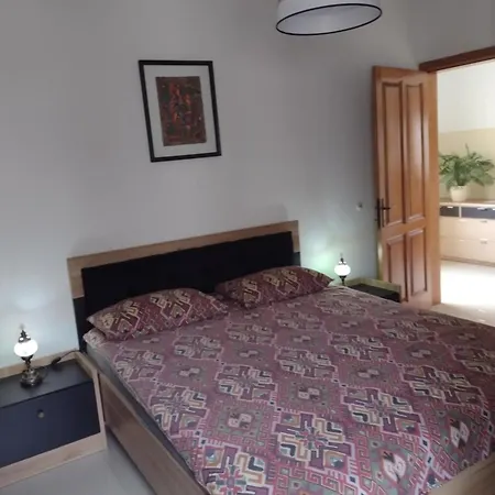 Daire Confortable And Quiet In St. Julian