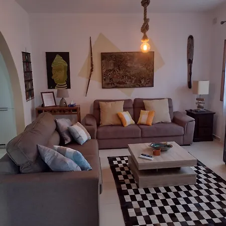 Confortable And Quiet In St. Julian شقة *